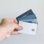 Problemele cauzate de lipsa de cipuri pot ajunge chiar si la cardurile de plata