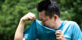 Cum sa scapi de mirosul la subrat? Afla acum