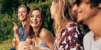 De cati prieteni ai nevoie pentru a fi fericit?